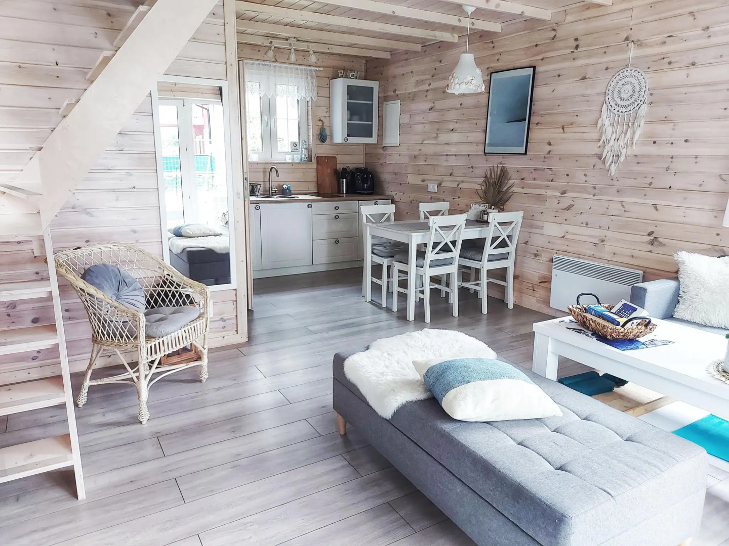 Blue Lagoon - Vacation Home in Nowe Warpno