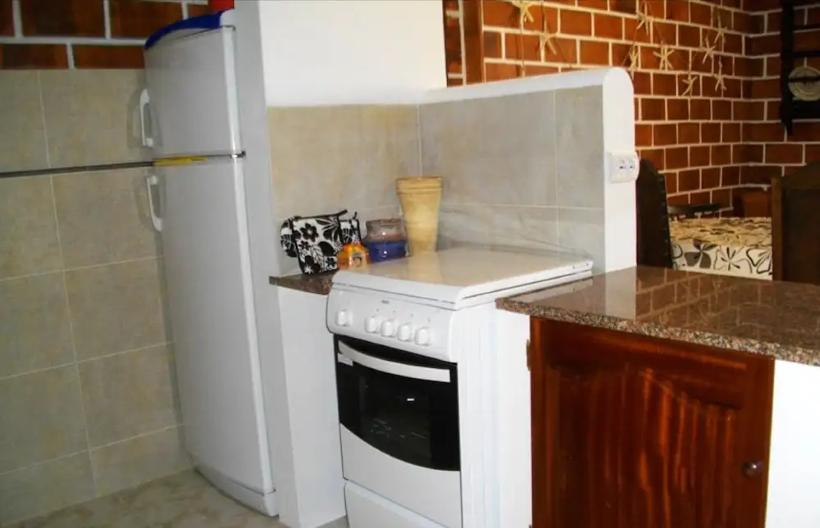 House With one Bedroom in Almograve, With Wonderful sea View, Furnished Terrace and Wifi Near the Beach