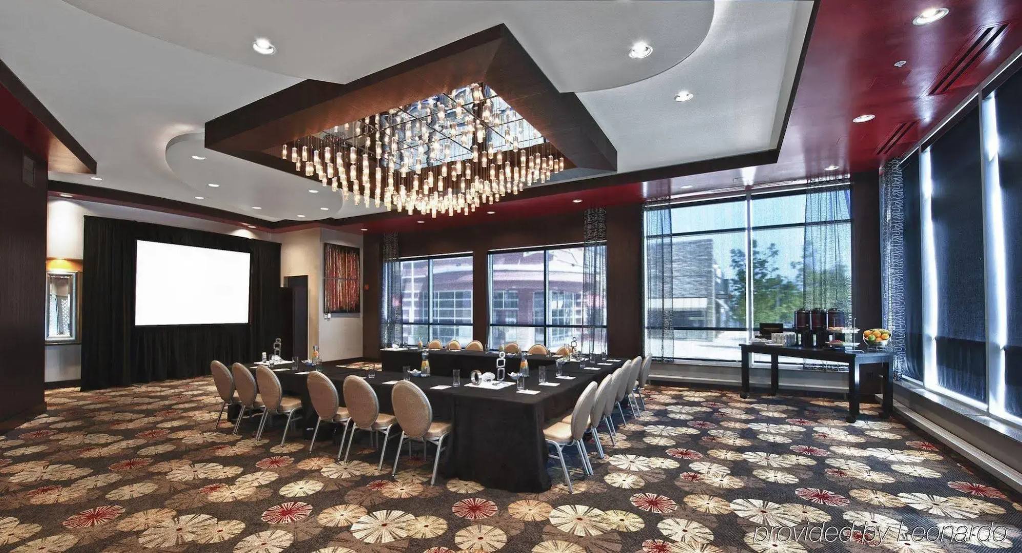 Renaissance by Marriott Boston Patriot Place Hotel