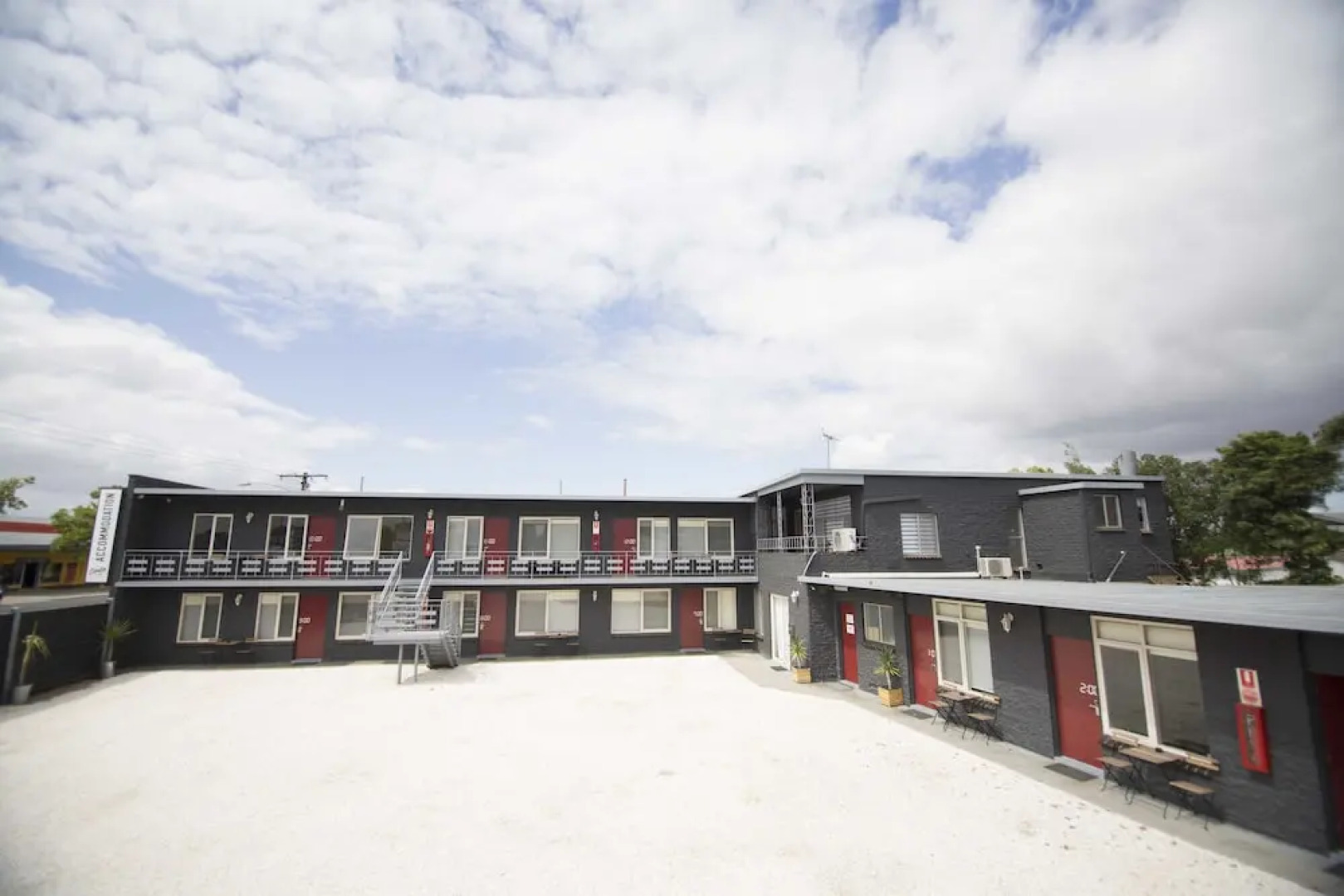 Siesta Central Apartments