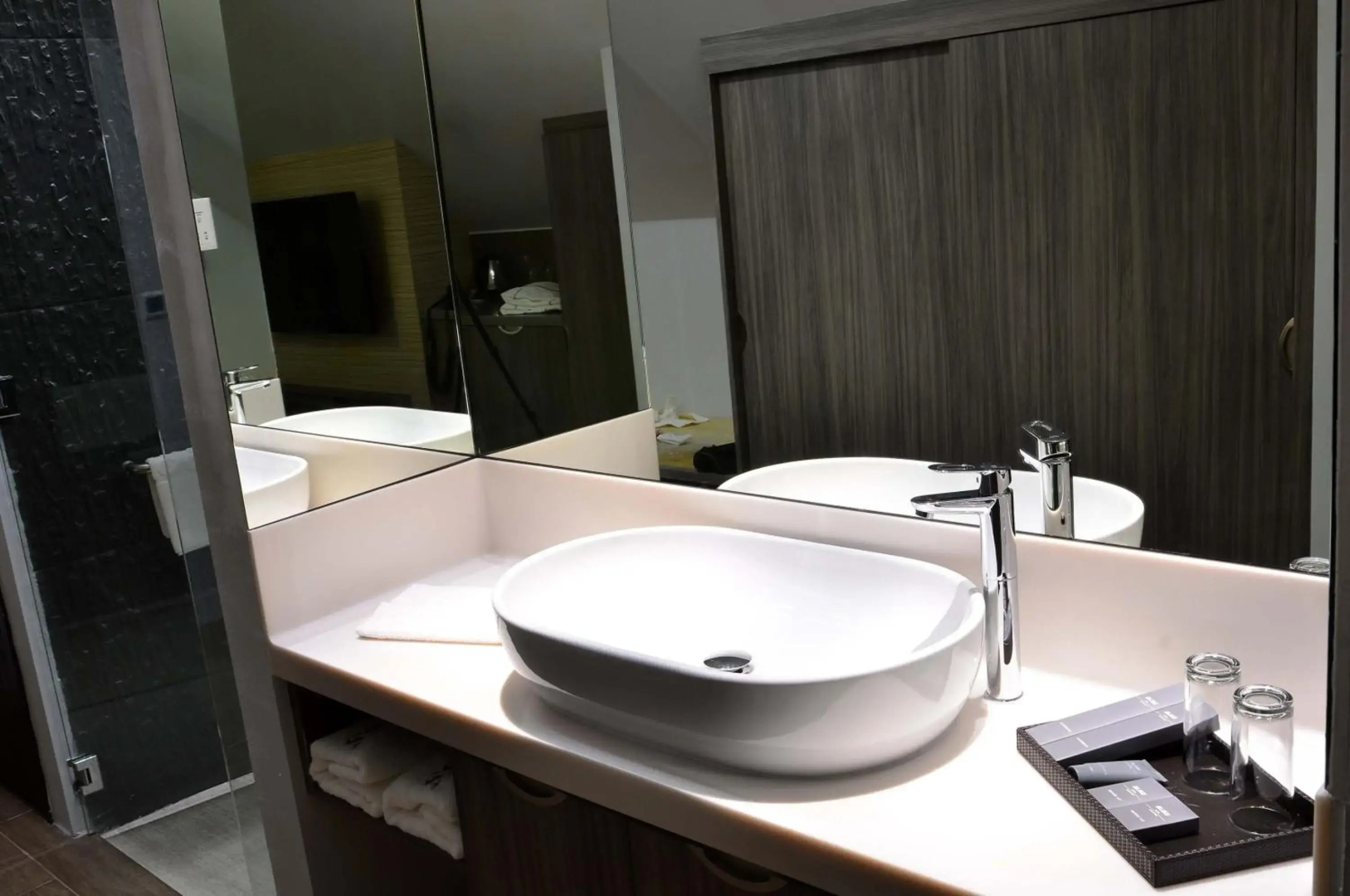 Bliss Hotel Singapore