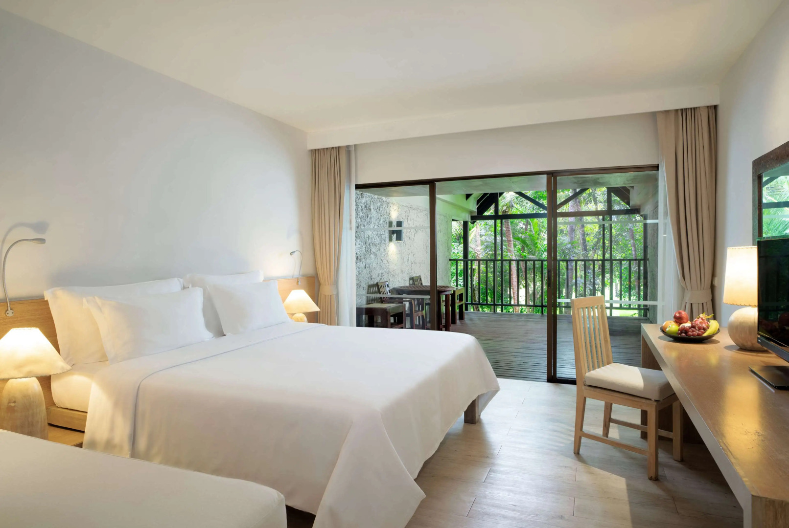 Курортный отель Wyndham Hua Hin Pranburi Resort & Villas