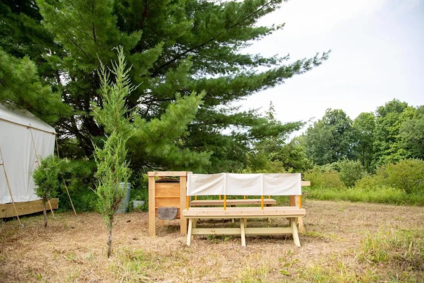 Tentrr - Clove Valley Creek