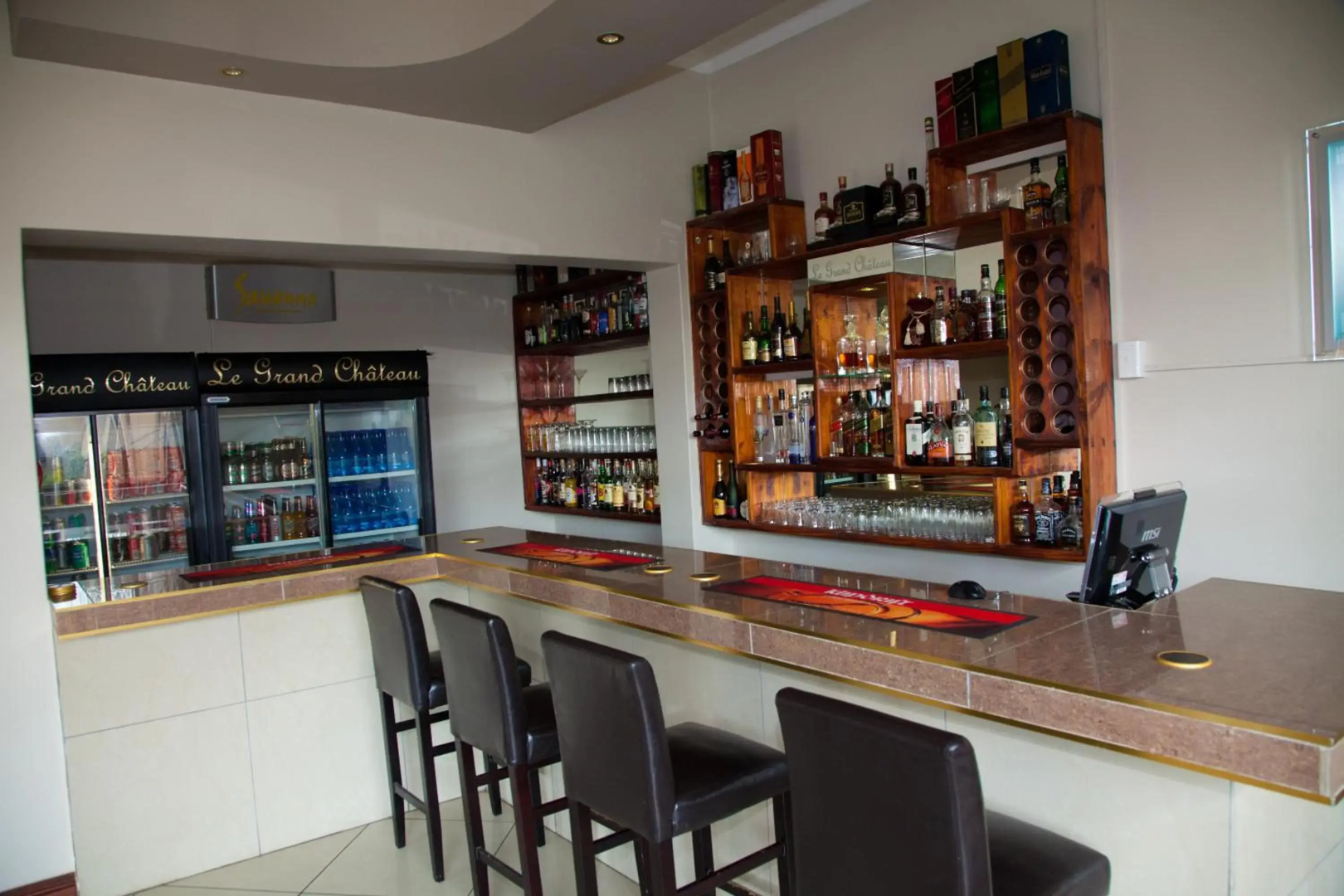 Le Grand Chateau Hotel