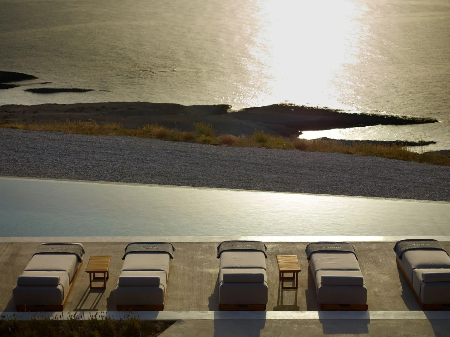 White Coast Pool Suites