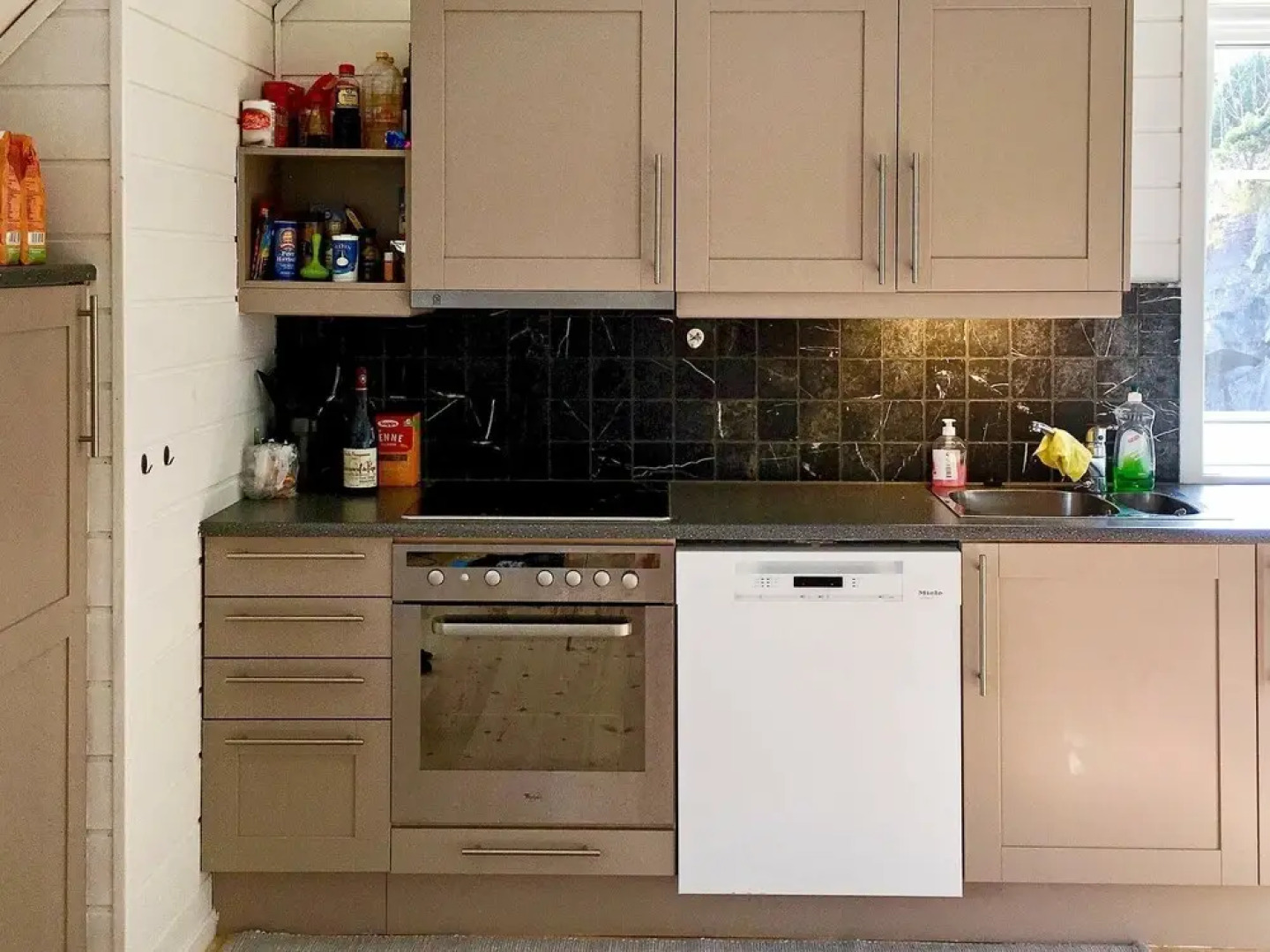 6 Person Holiday Home in Stord