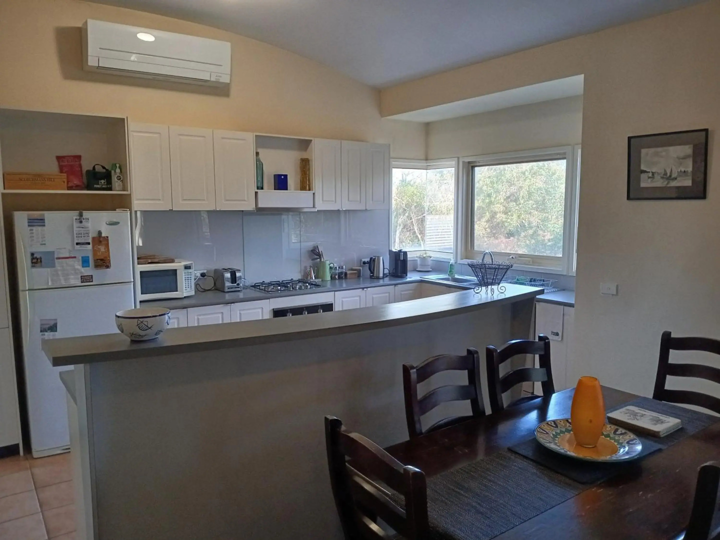 Elevated holiday house in bush setting overlooking wetlands