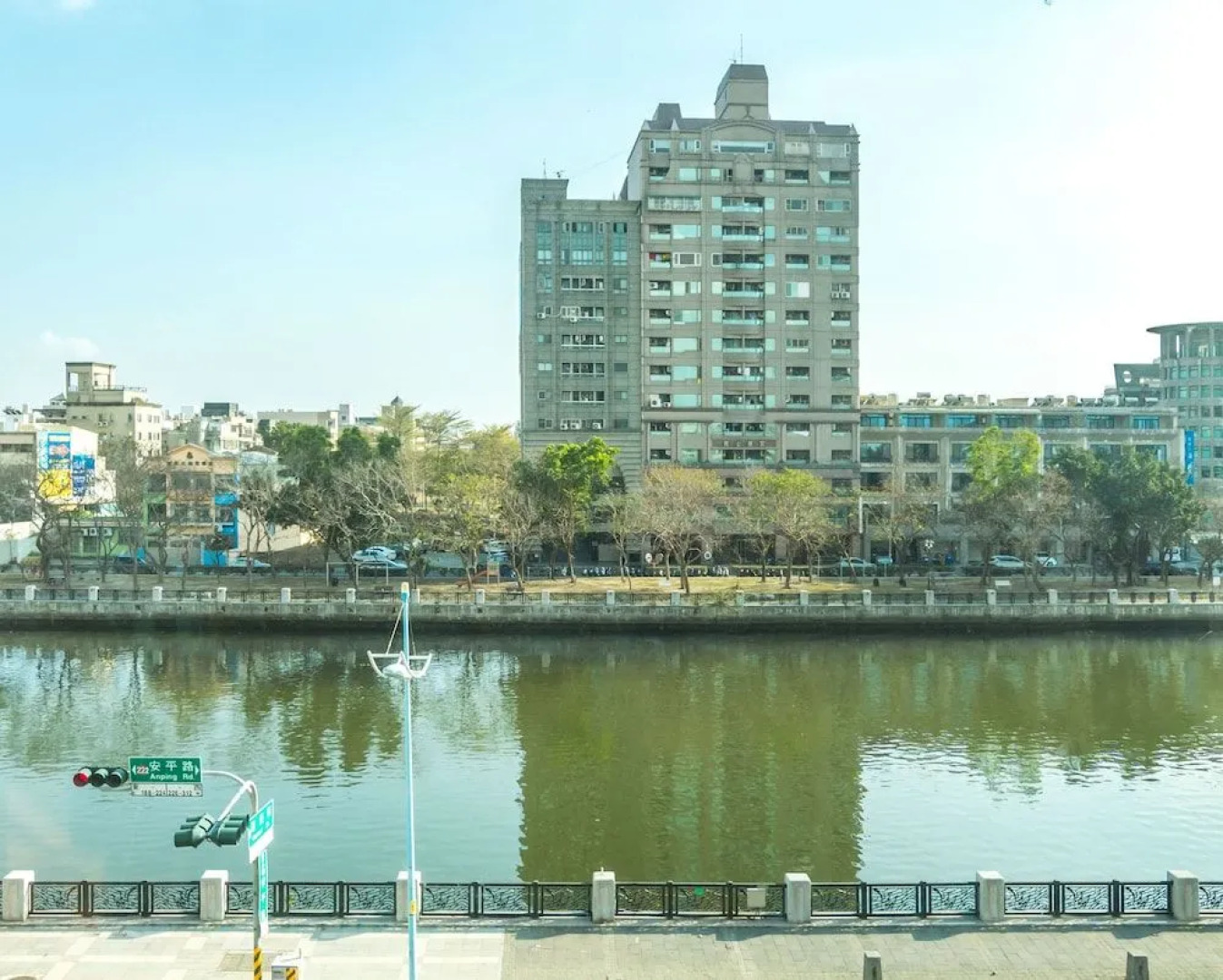 Haian Stay Riverside Bed and Breakfast