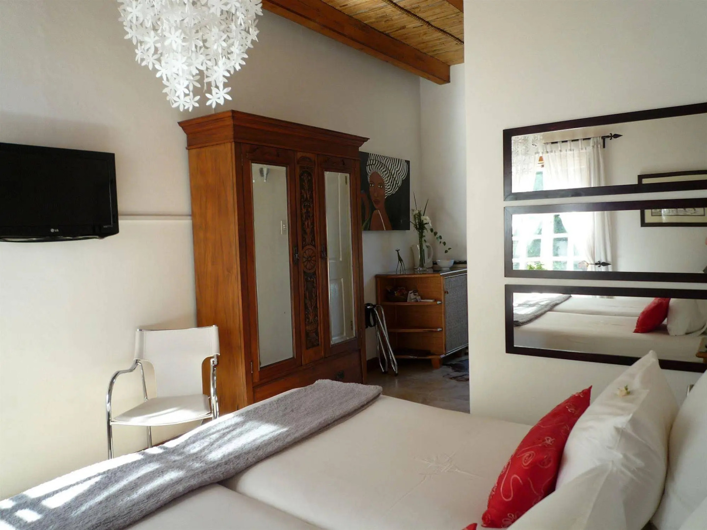 Rothman Manor Guest House