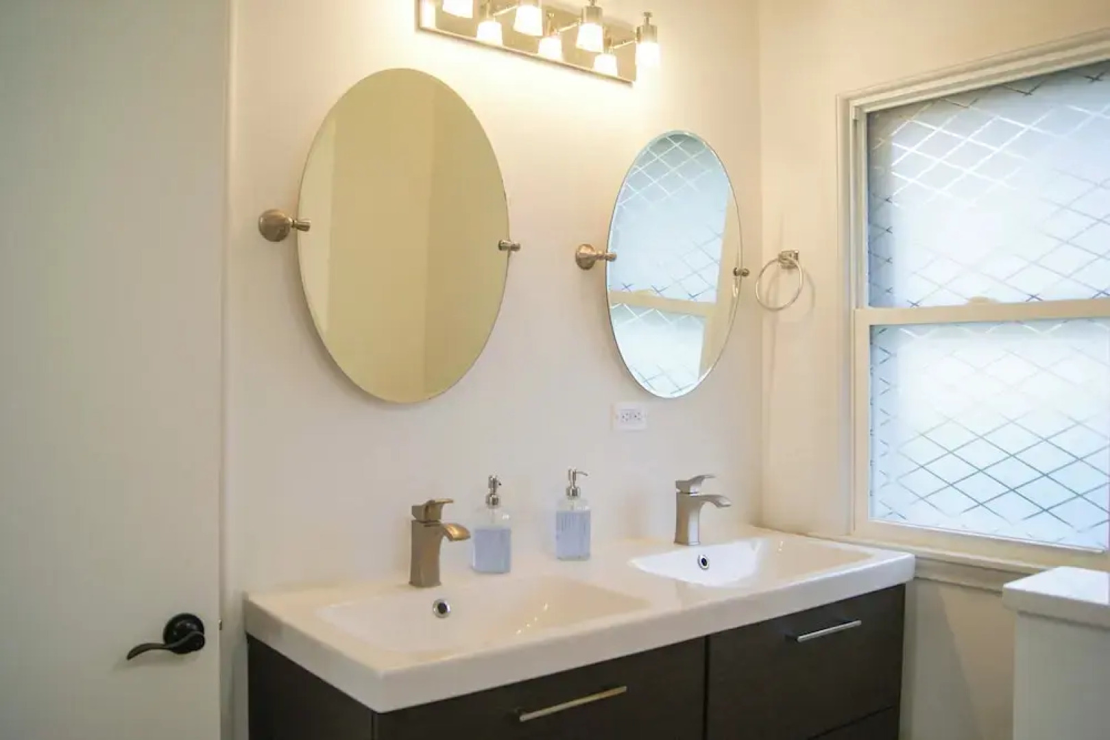 Waterfront Eagle Lake Home w/ Yard & Deck