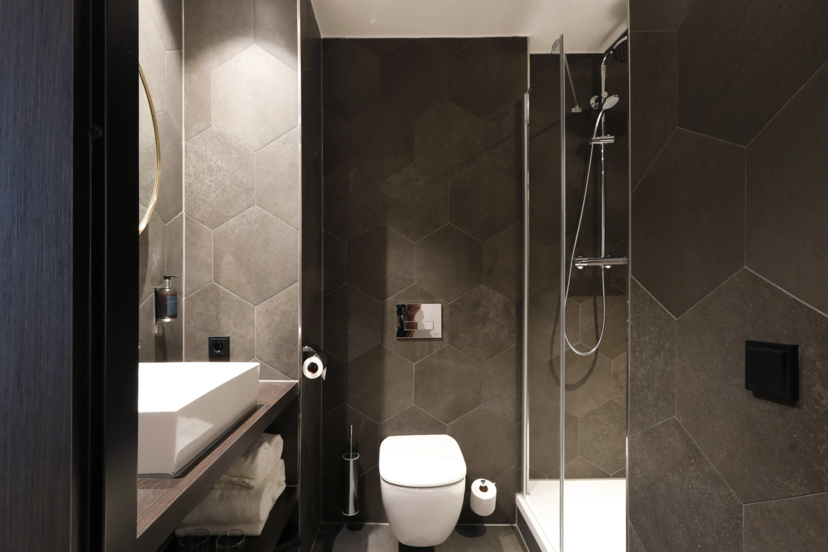 The James Hotel Rotterdam