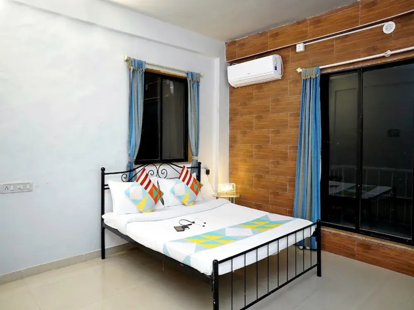 OYO 19625 Home Alluring 2BHK Karla Caves