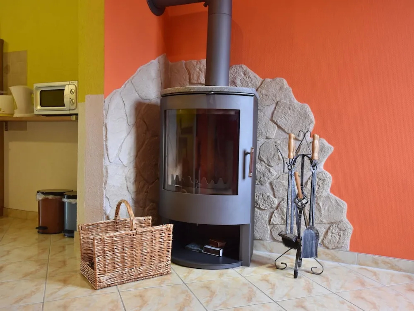 Idyllic Holiday Home in Gerdshagen with Barbecue