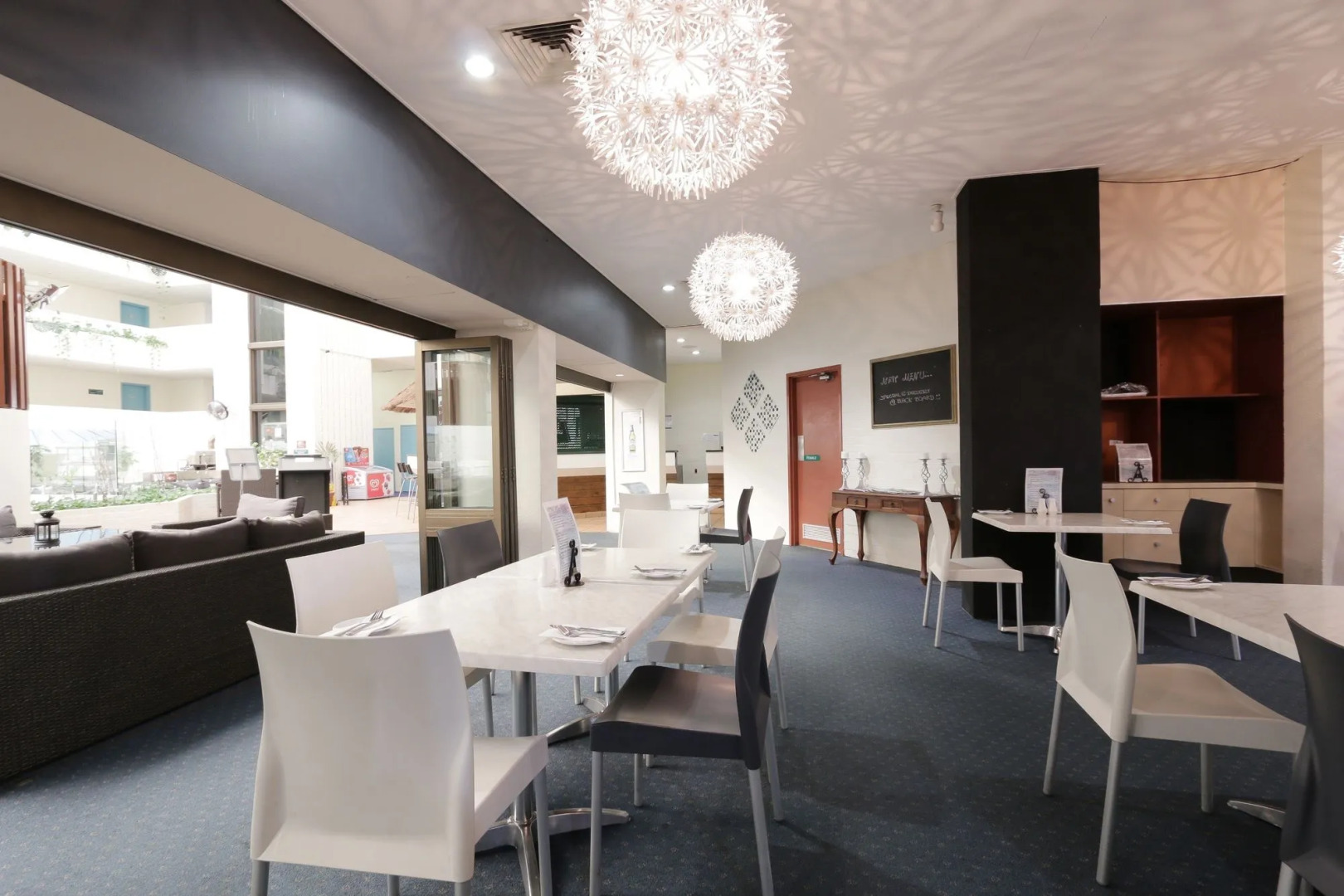 Atrium Hotel Mandurah