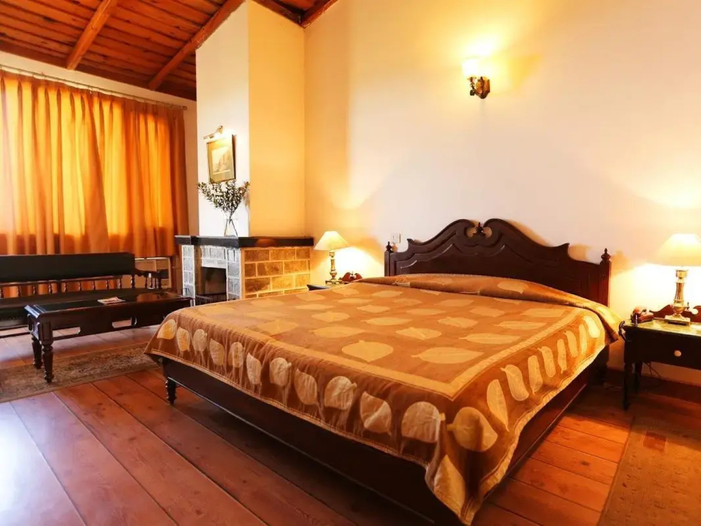 WelcomHeritage Windsor Lodge