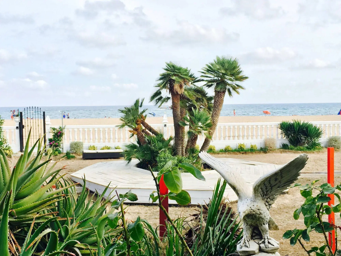 LUX Beach House Barcelona with Pool & Hot Tub, Beach Access