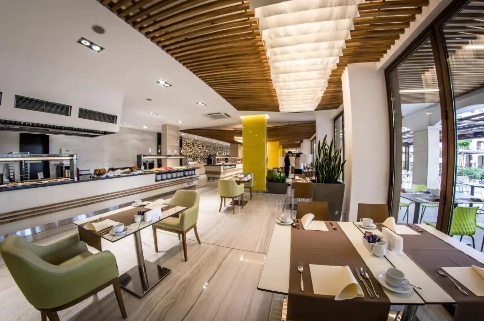 Premier Fort Cuisine - Full Board