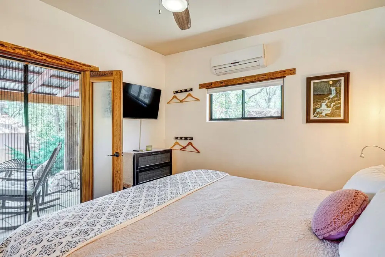 Casita Colibri: Lovely, Romantic Patagonia Retreat