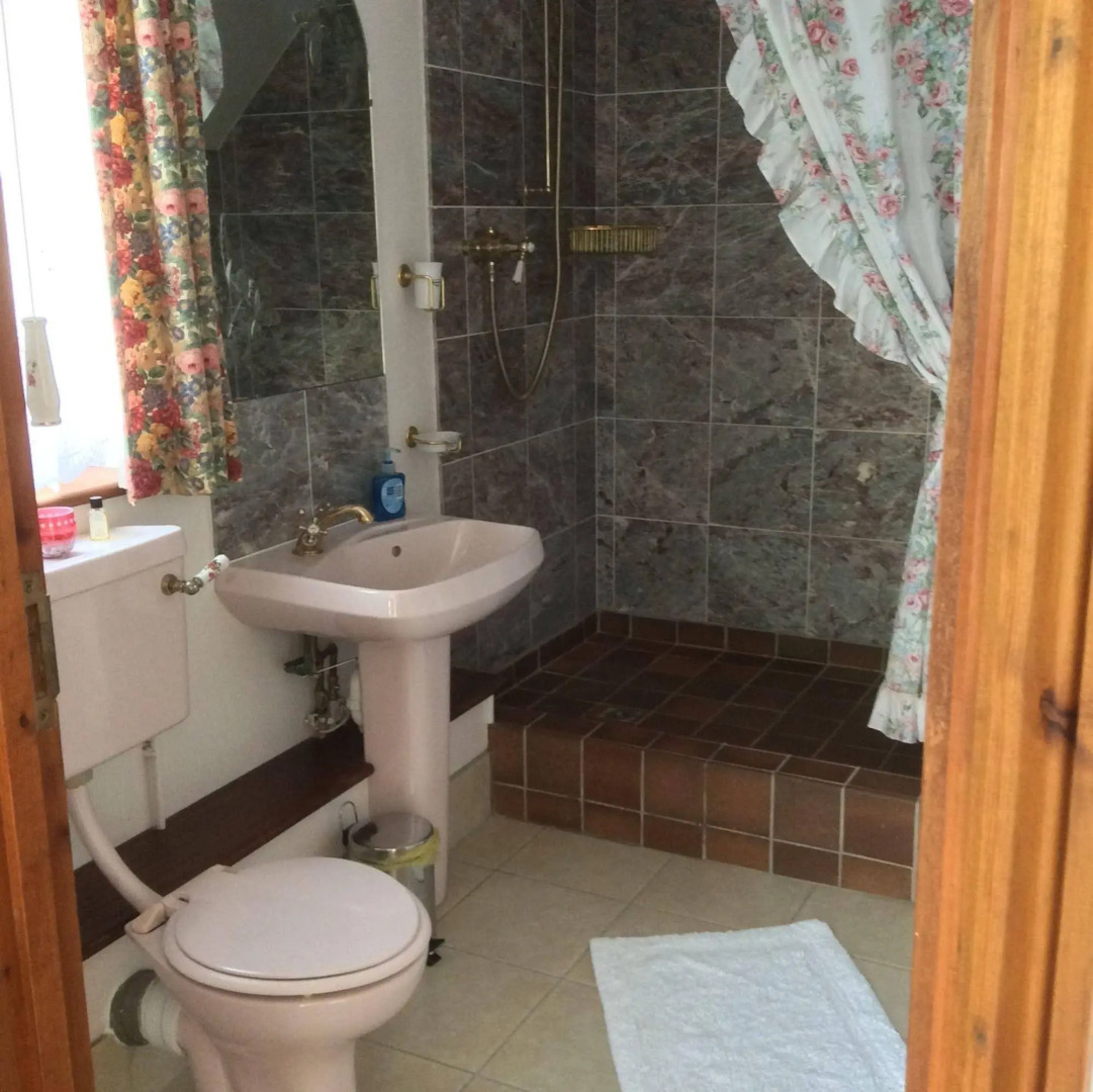 Orchard Manor - Guest house