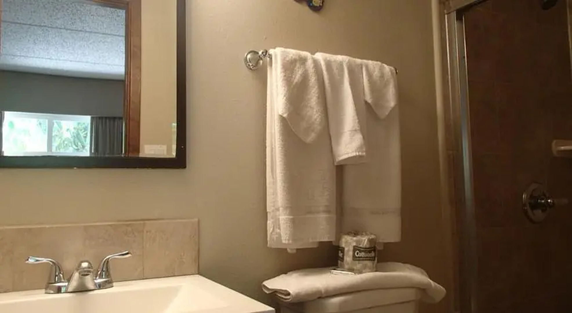 Casa Del Sol Condominiums - by Island Services