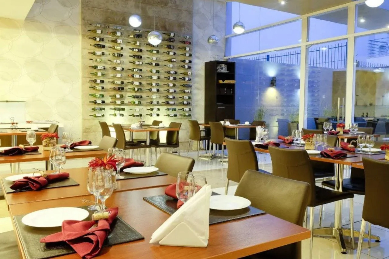 My Suites Boutique Hotel & Wine Bar