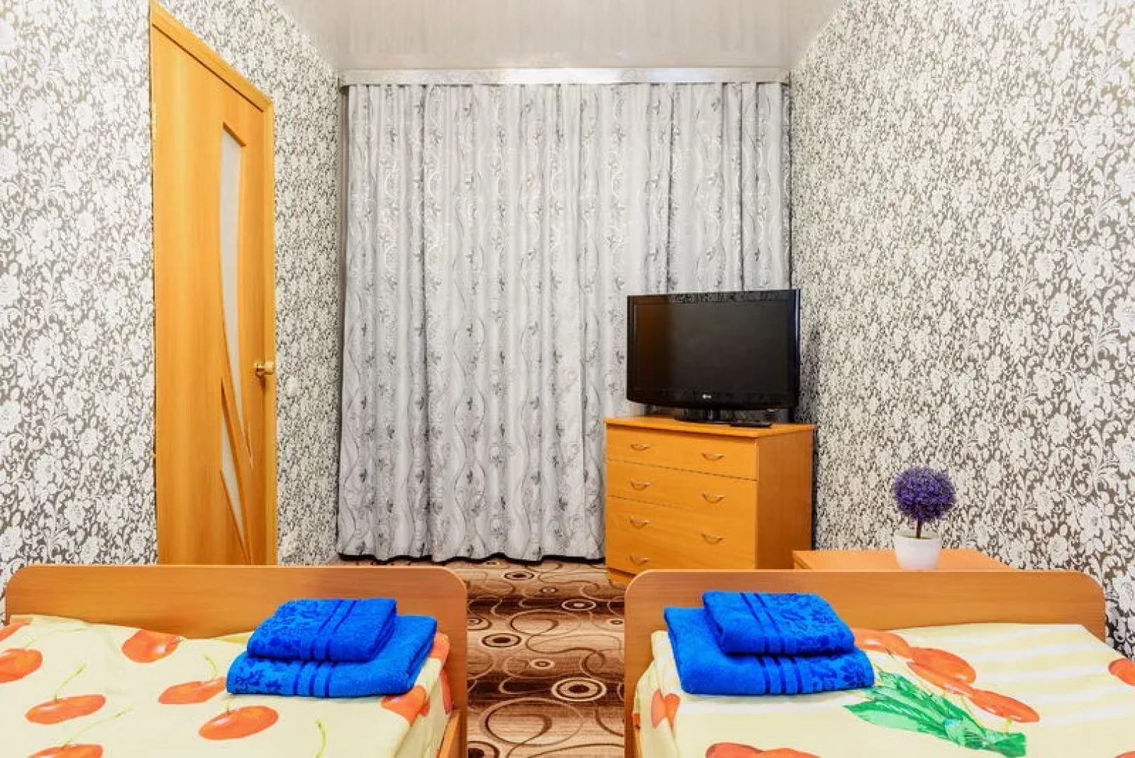 Two Pillows on str. Lenina, bld. 36