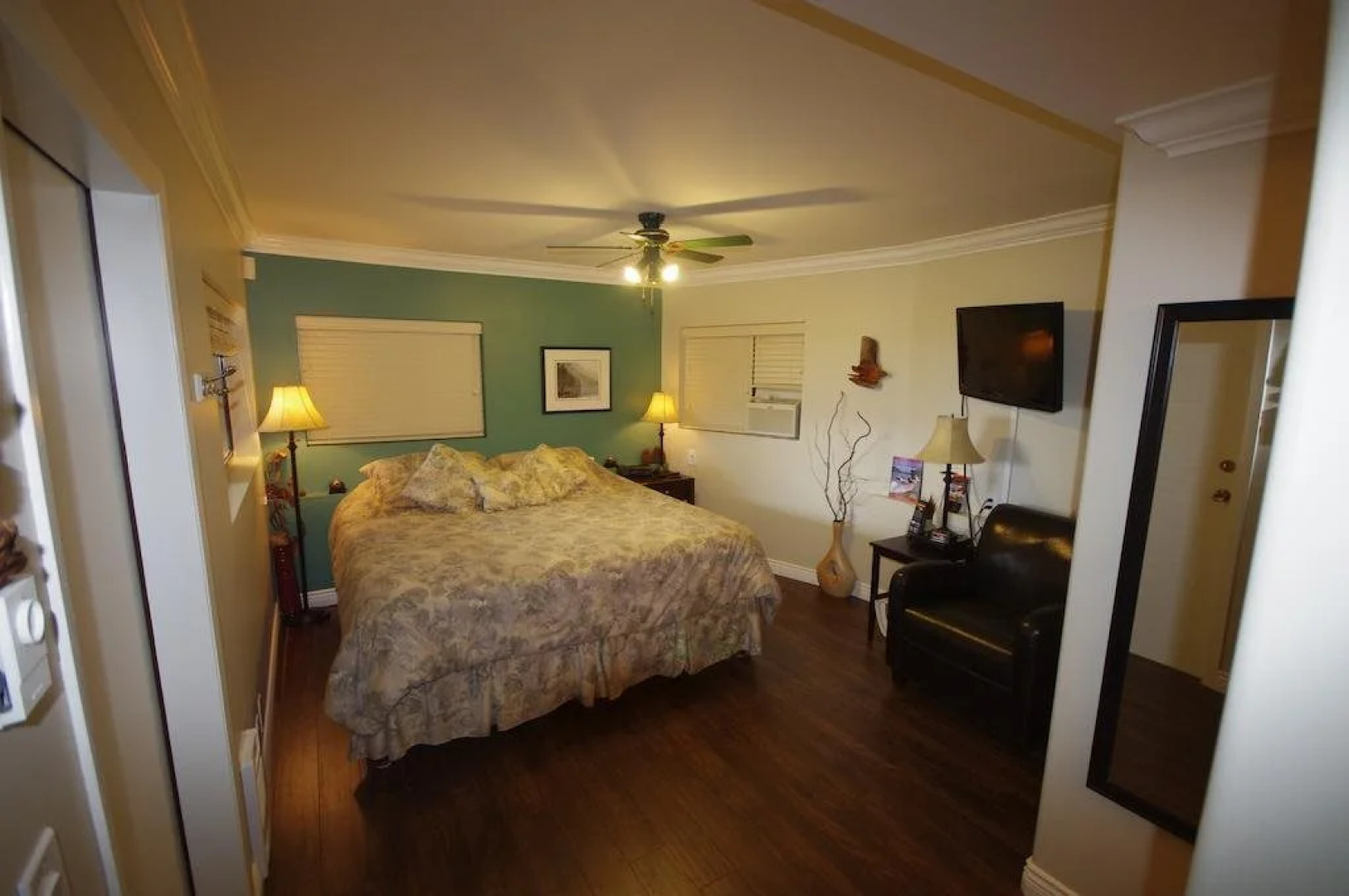 The Fraser River's Edge B&B Lodge