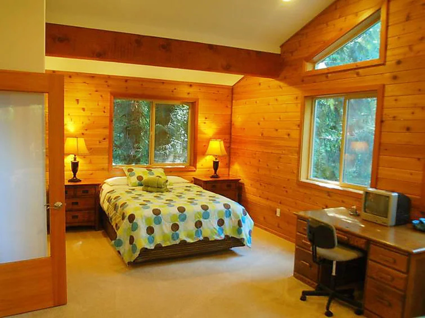 Chalet 07MF Silver Lake Chalet w/Hot Tub!