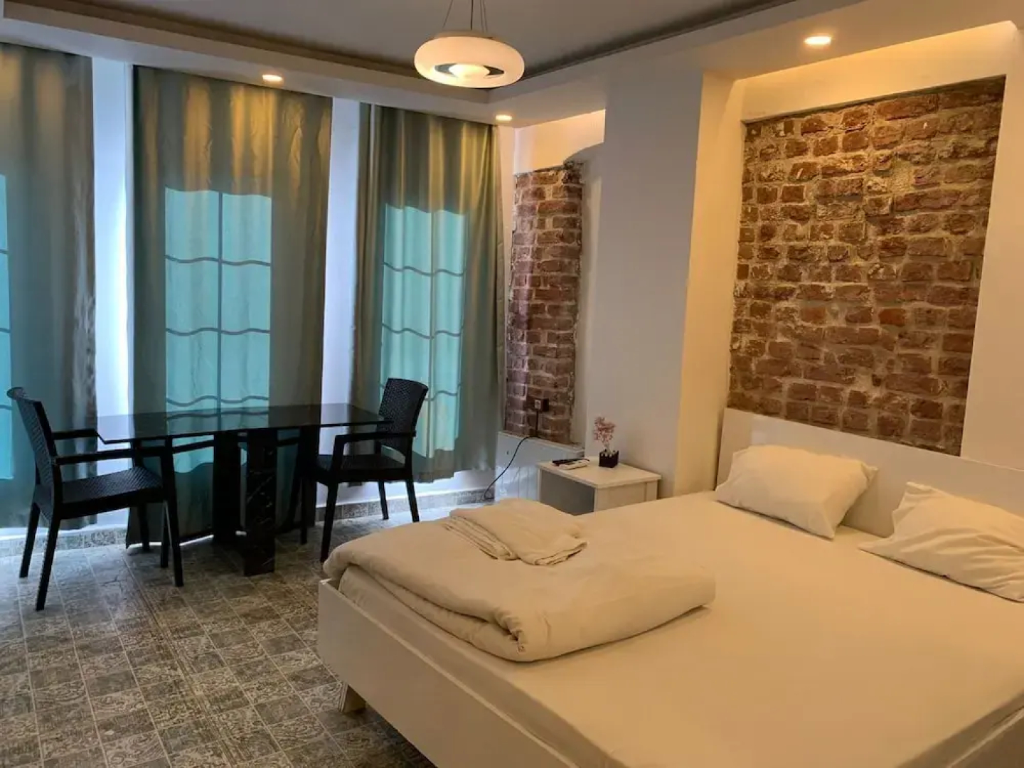 The Red Tent Suite 88