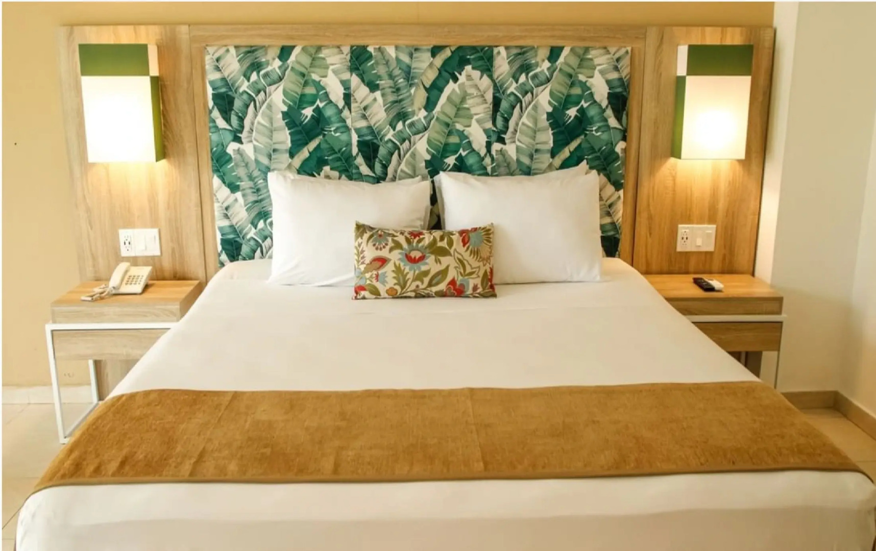 Playa Blanca Beach Resort - All Inclusive