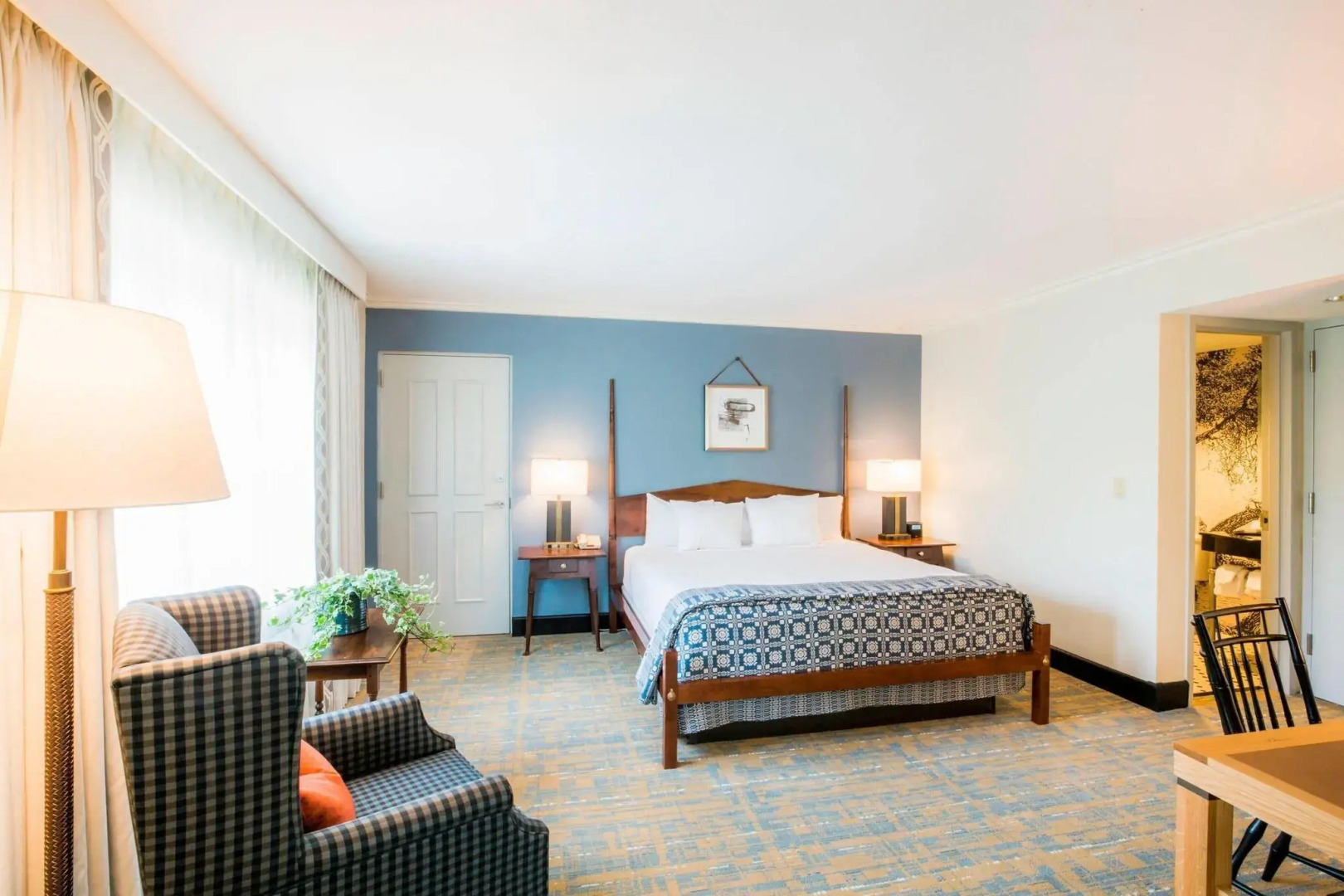 Williamsburg Lodge, Autograph Collection