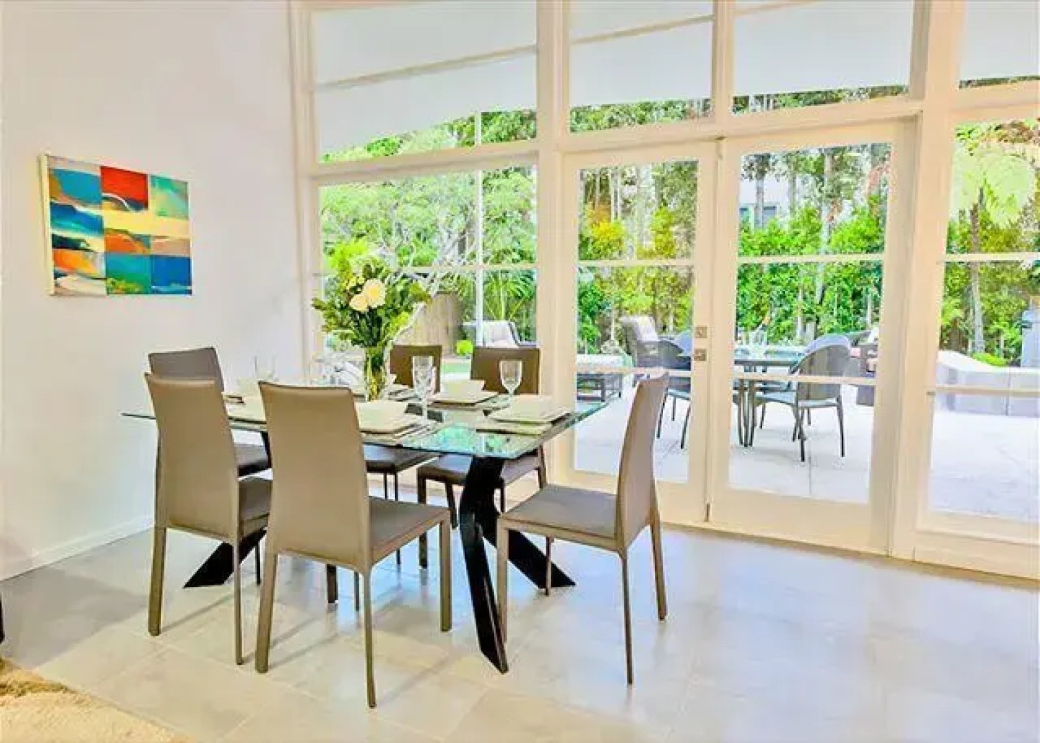 Piece Of Paradise In The Shore