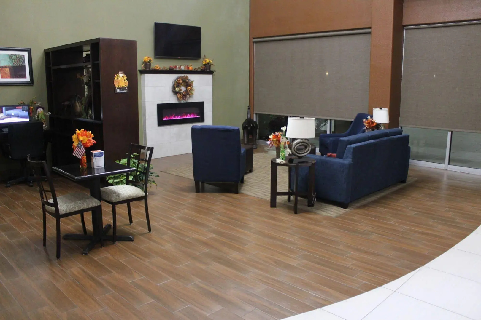 Comfort Suites Waxahachie - Dallas