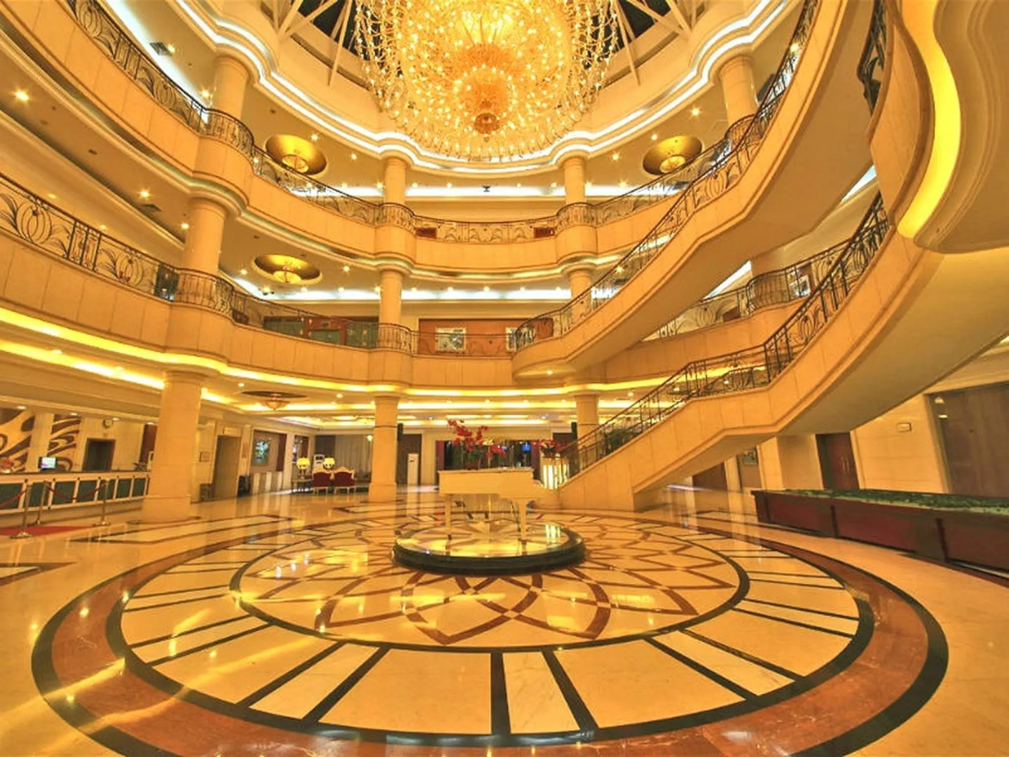 Country Garden Phoenix Hotel Jingmen