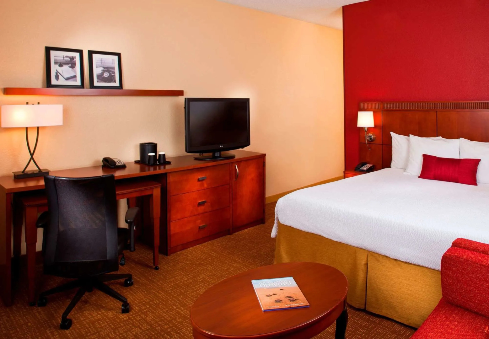 Courtyard Melbourne West