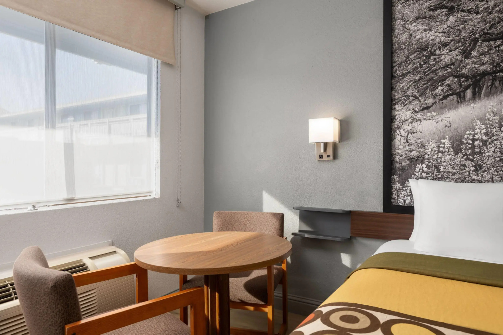 Super 8 by Wyndham Fort Bragg