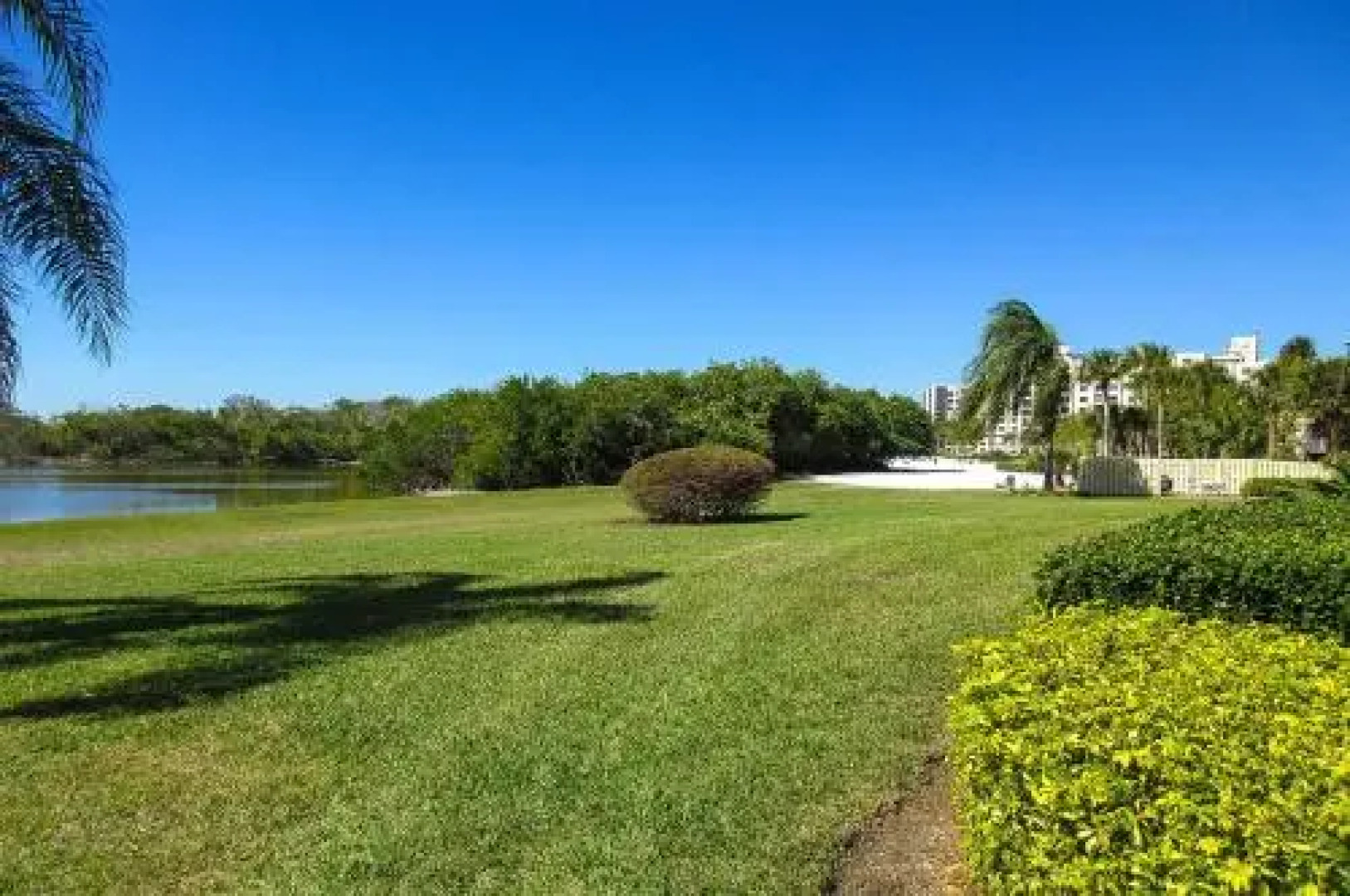 Sand Caper #407 Apartment