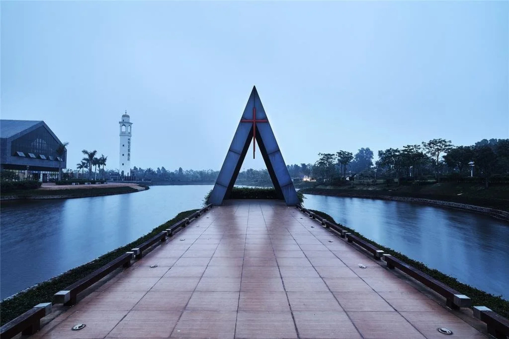 Danzhou Ha Wa Na Hotel