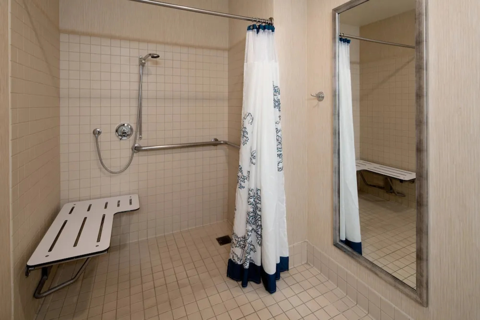 Staybridge Suites Oxnard - River Ridge