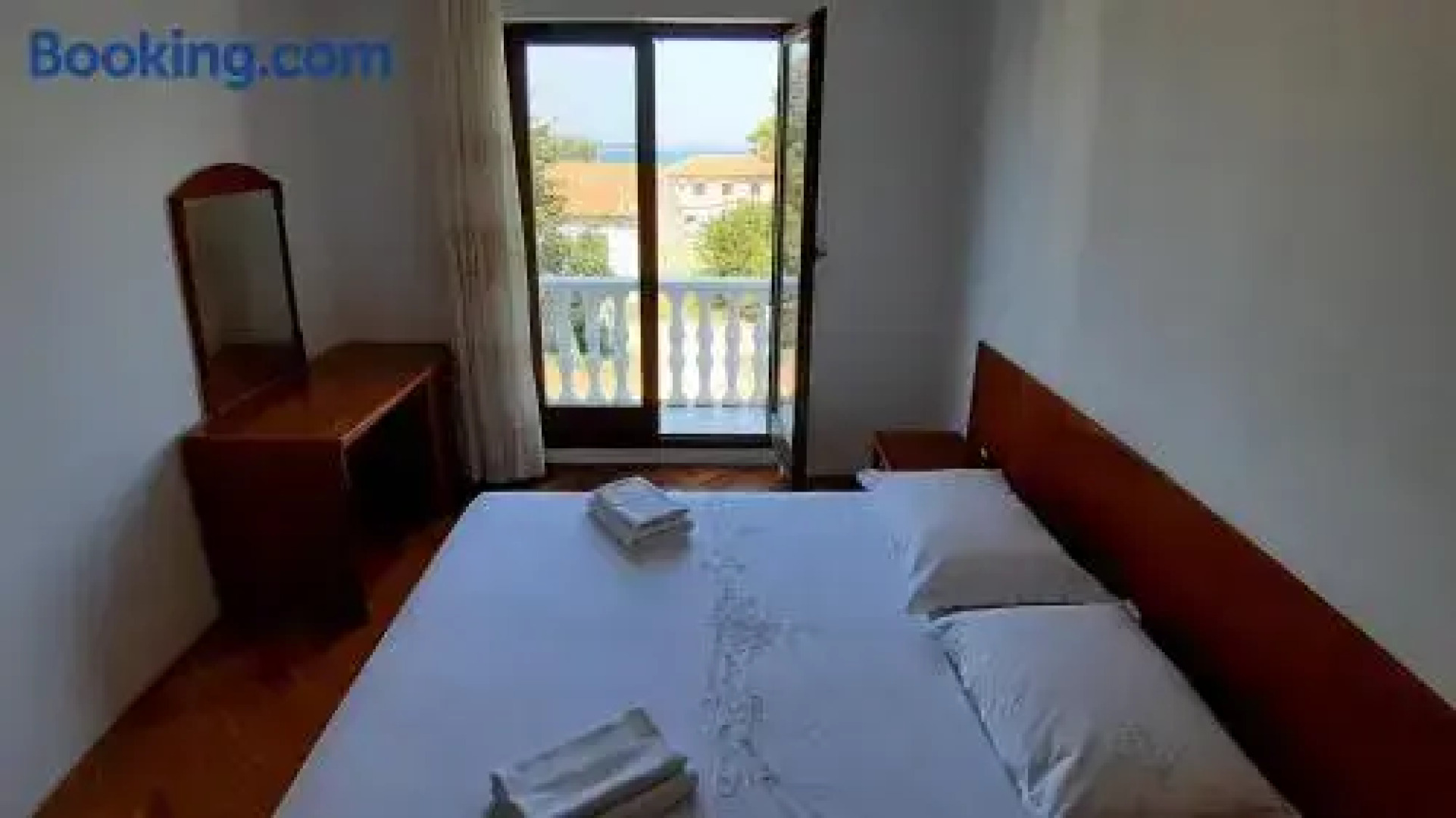 Apartment in Ždrelac with sea view, balcony, air conditioning, Wi-Fi (4561-1)