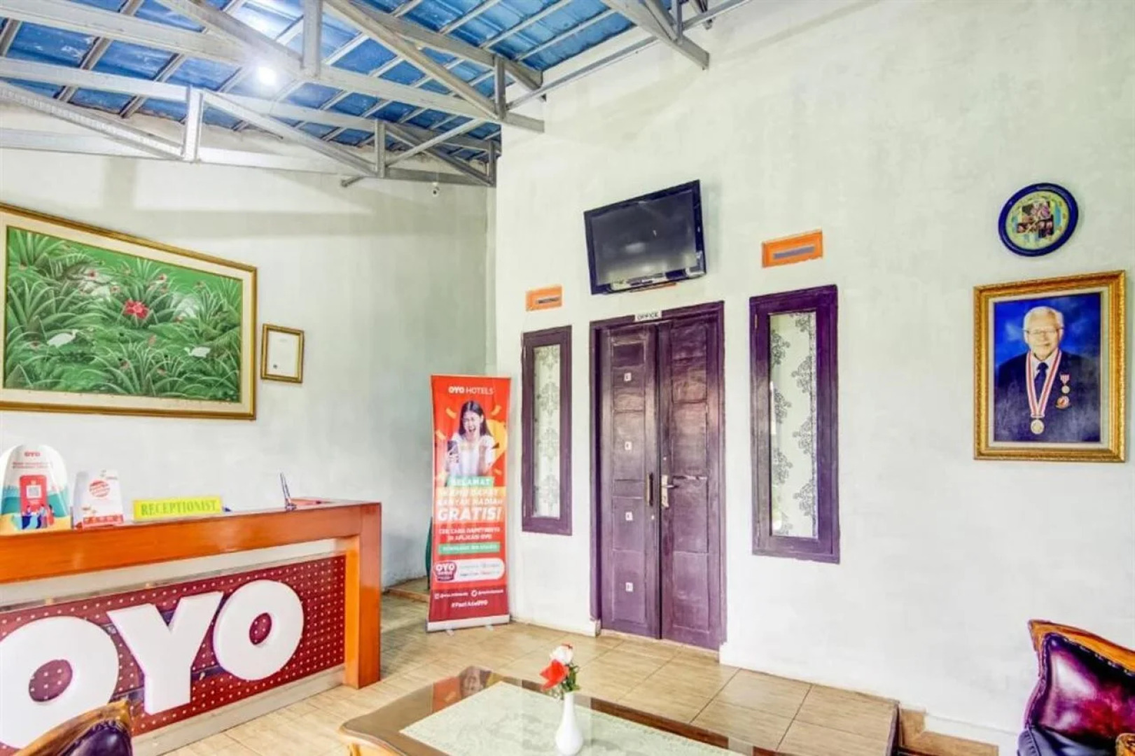 Villa Anyelir Yustik