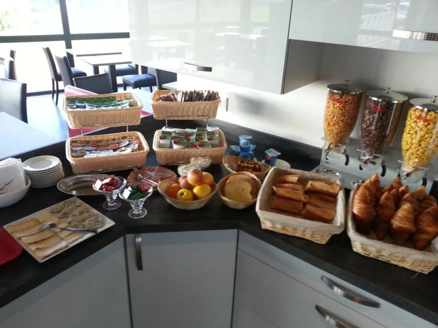 FastHotel Montmarault - Auberge du Grand Champ