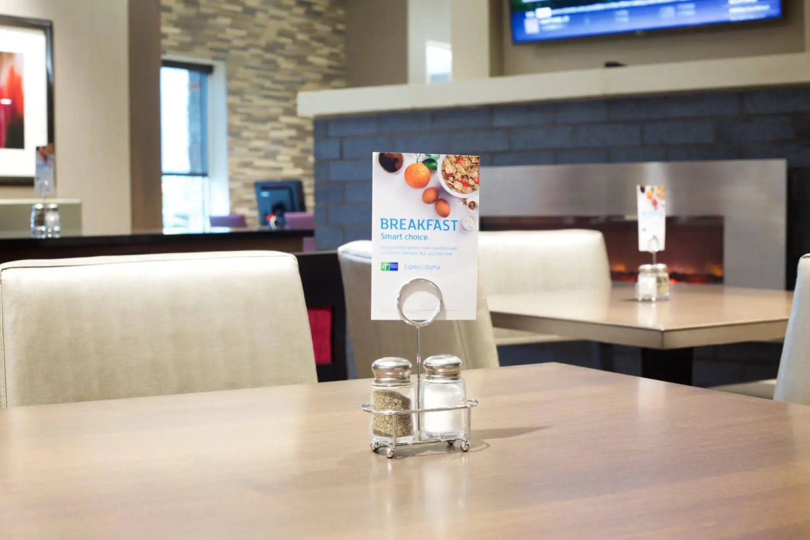 Holiday Inn Express Fargo SW - I-94 Medical Center by IHG