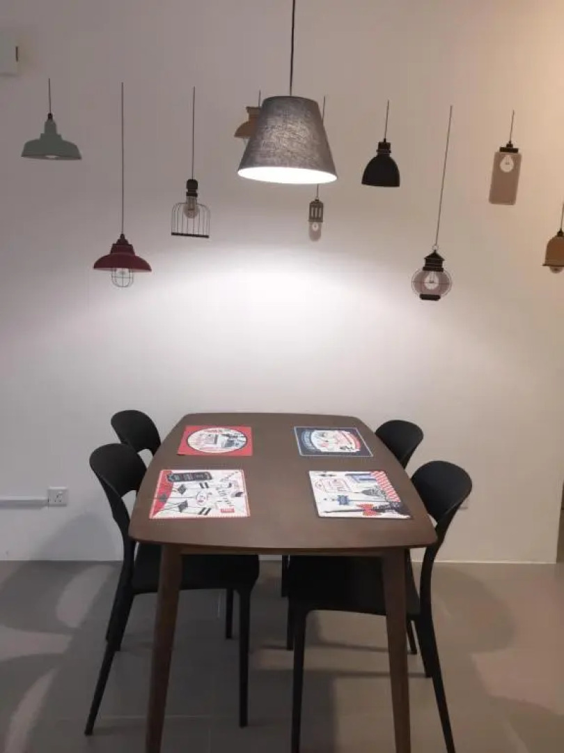 Cameron 2Room Square @Golden Hill