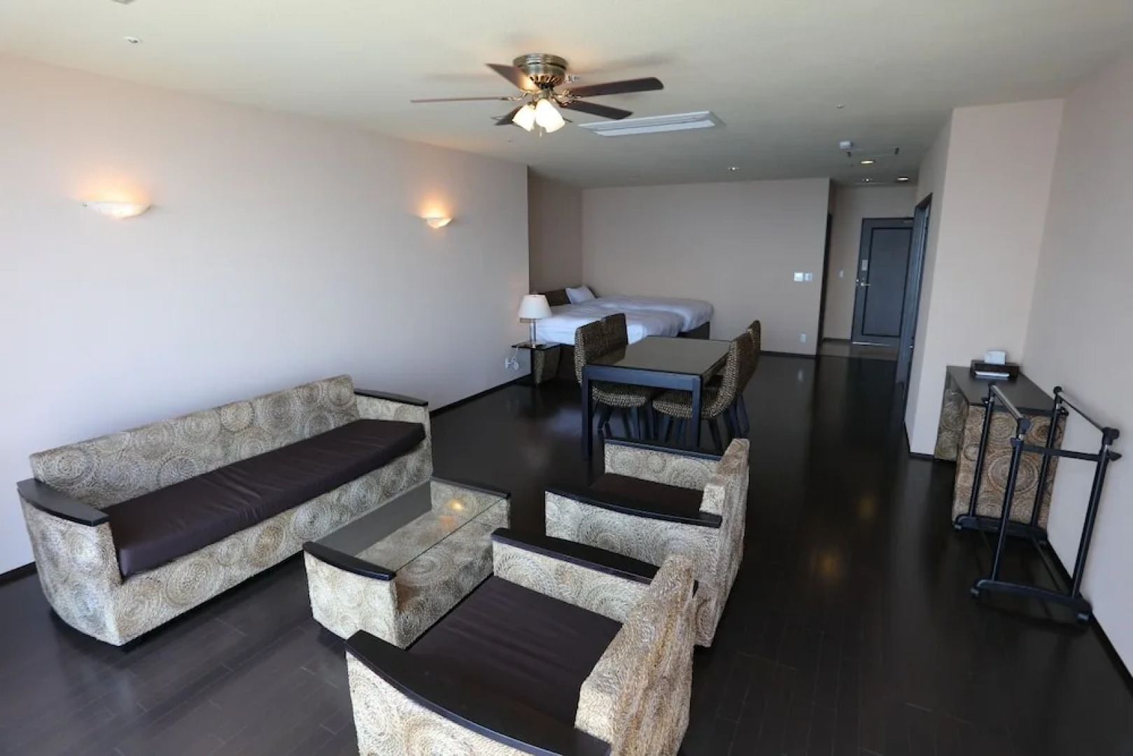 New WestPeninsula Hotel