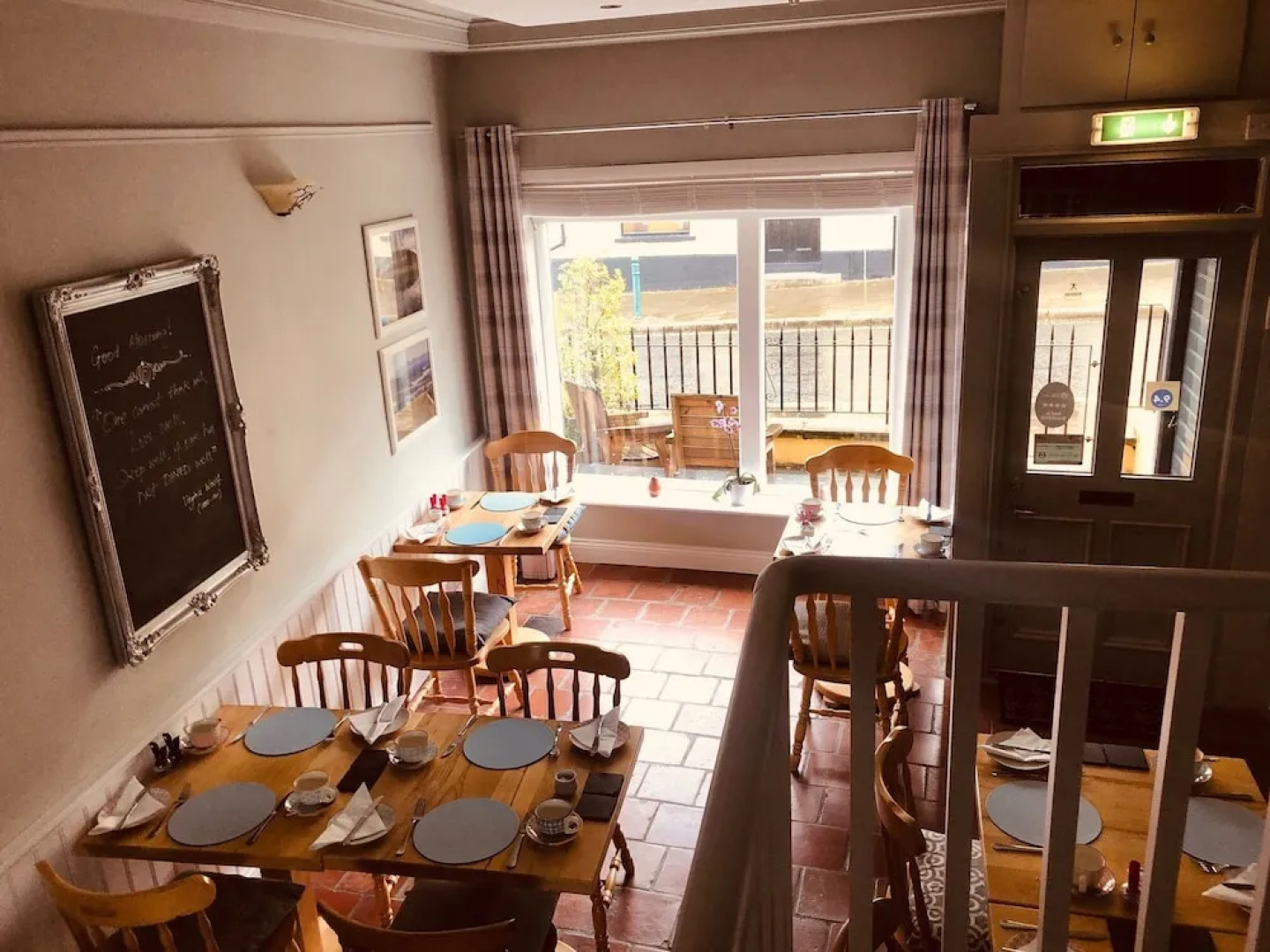 Dufferin Coaching Inn & Hall