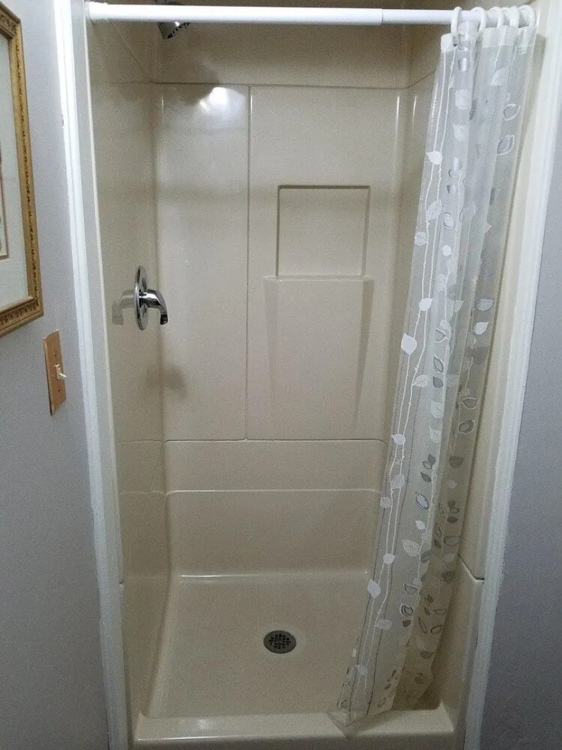 Lilly Pad Boerners Guest house