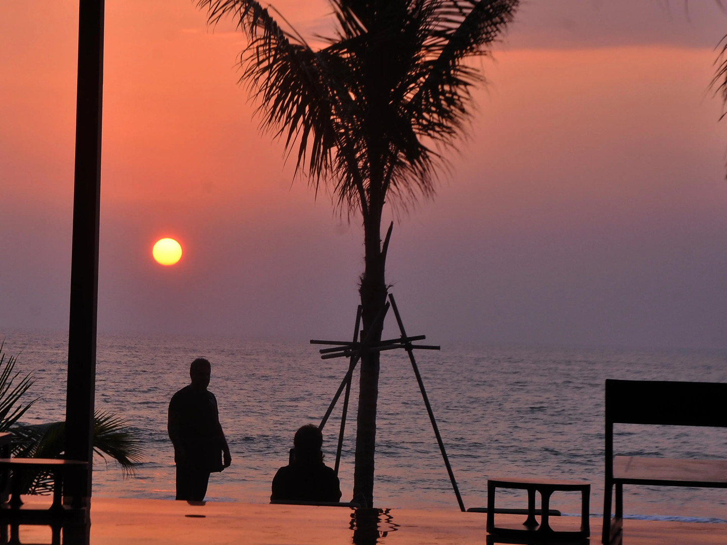 Курортный отель Pandanus Beach Resort & Spa