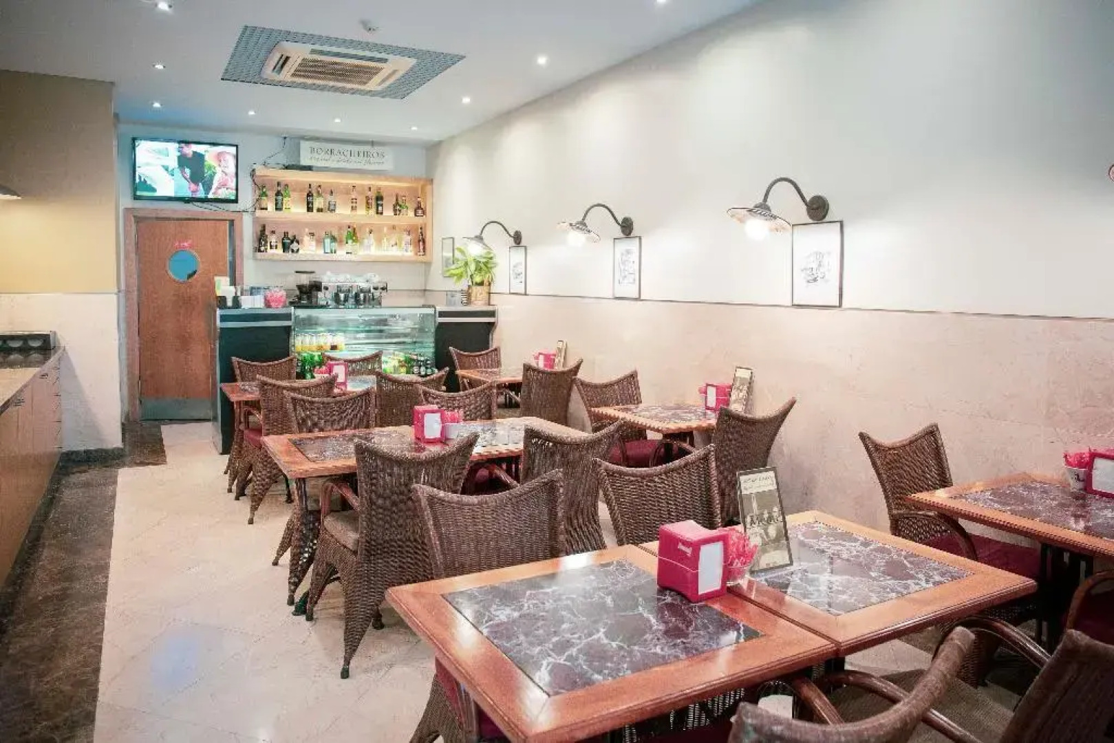 Apartamentos Turisticos Atlantida