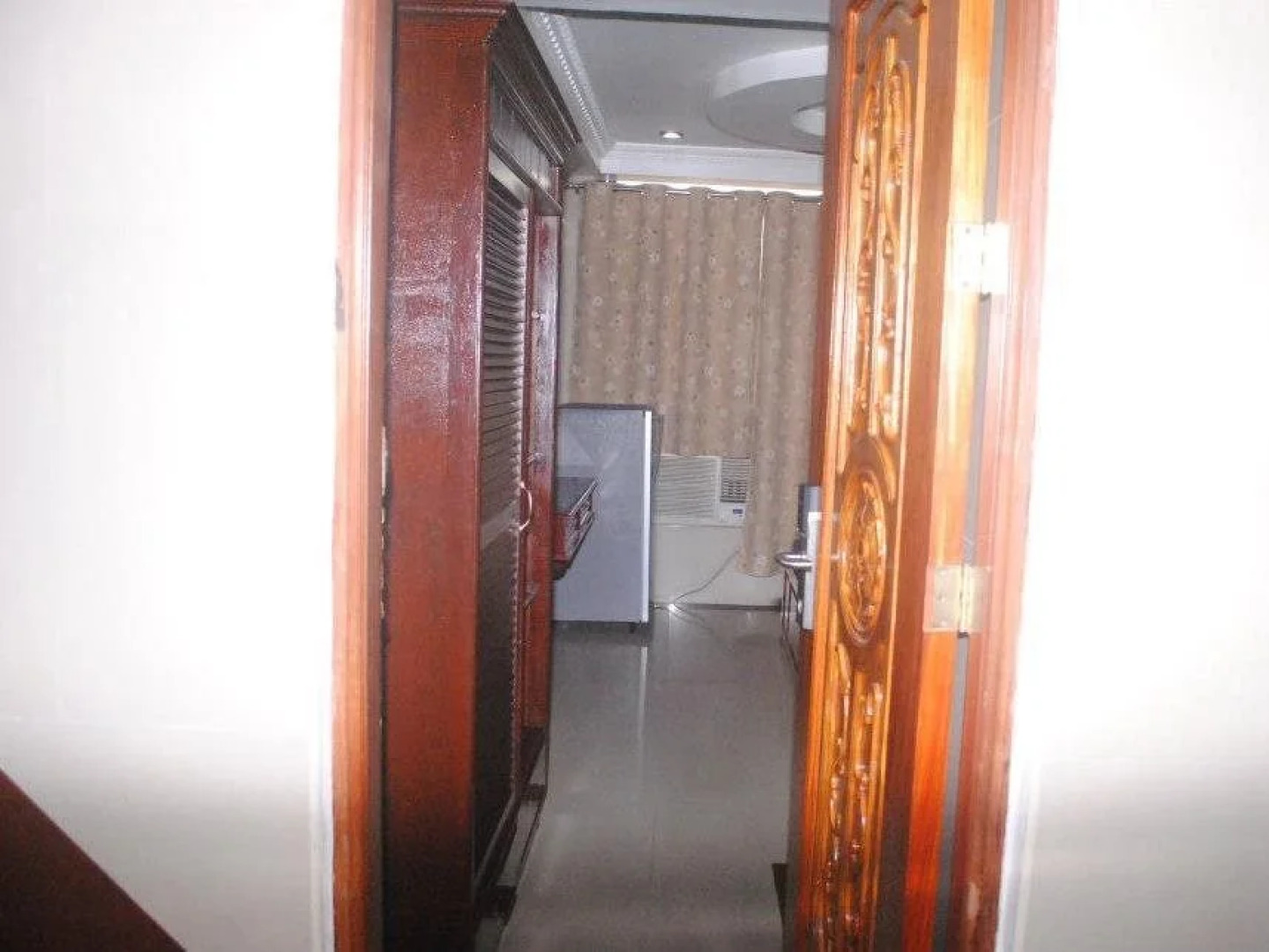 Royal Crest Hotel Restaurant and Sports Centrum